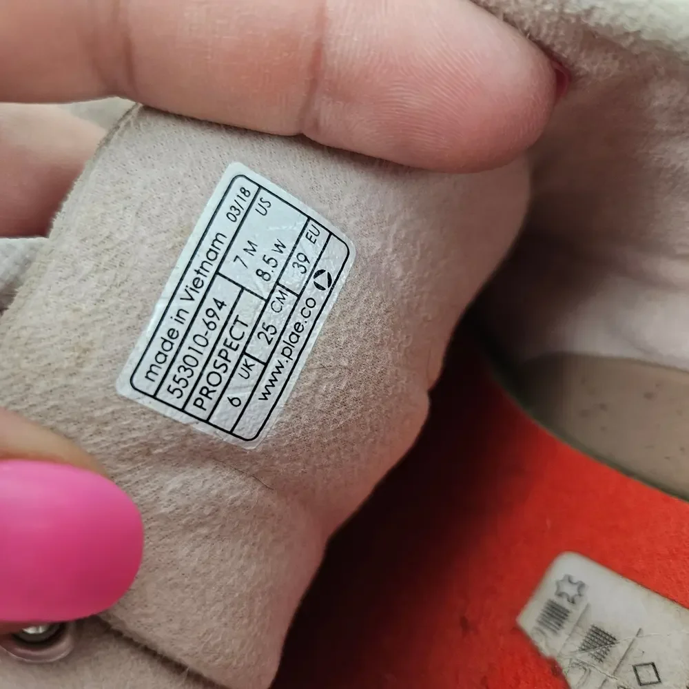 Plae Prospect Sneakers Women's 8.5 Blush Orange Comfort Shoes‎